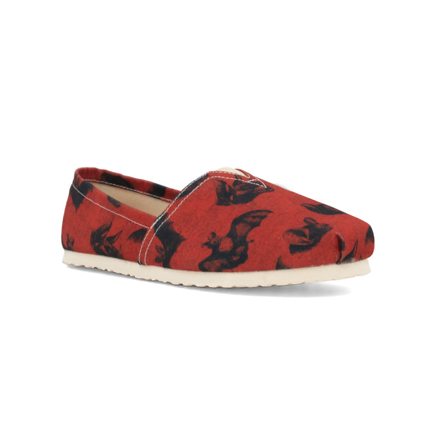 Gothic Red Bat Unisex Slip-On Canvas Flats- Goth Fashion Shoes for Men and Women